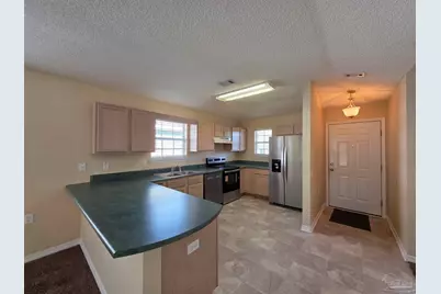 3086 Flintlock Dr, Pensacola, FL 32526 - Photo 2