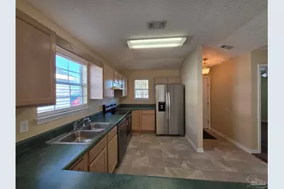 3086 Flintlock Dr, Pensacola, FL 32526 - Photo 4