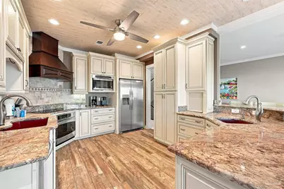 8520 Gulf Blvd #26, Navarre Beach, FL 32566 - Photo 18