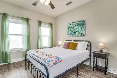 1002 W Main St, Pensacola, FL 32502 - Photo 6