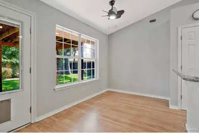 1028 Great Oaks Dr, Gulf Breeze, FL 32563 - Photo 16