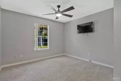 1028 Great Oaks Dr, Gulf Breeze, FL 32563 - Photo 34
