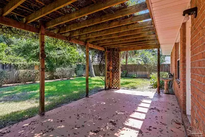 1028 Great Oaks Dr, Gulf Breeze, FL 32563 - Photo 40
