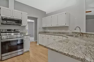 1028 Great Oaks Dr, Gulf Breeze, FL 32563 - Photo 18