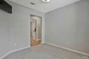 1028 Great Oaks Dr, Gulf Breeze, FL 32563 - Photo 8
