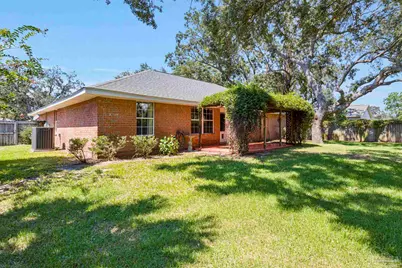 1028 Great Oaks Dr, Gulf Breeze, FL 32563 - Photo 44