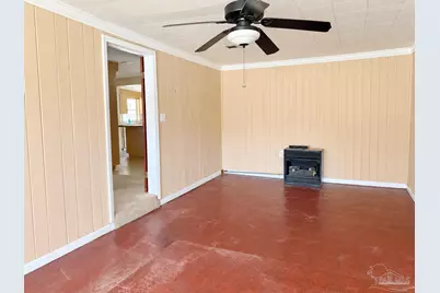 6400 White Oak Dr, Pensacola, FL 32503 - Photo 2