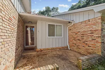 2143 Yardley Cir, Pensacola, FL 32505 - Photo 6