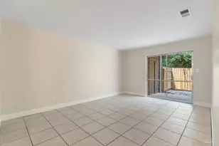 8101 Tippin Ave, Pensacola, FL 32514 - Photo 10