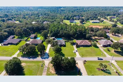 2929 Wallace Lake Rd, Pace, FL 32571 - Photo 46