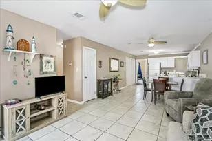1482 S Fairfield Dr, Pensacola, FL 32507 - Photo 8