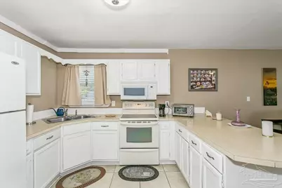 1482 S Fairfield Dr, Pensacola, FL 32507 - Photo 12