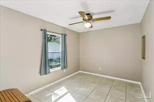 1482 S Fairfield Dr, Pensacola, FL 32507 - Photo 16