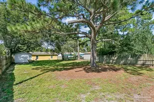 1482 S Fairfield Dr, Pensacola, FL 32507 - Photo 28