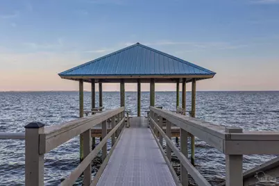 1530 White Caps Ln, Pensacola, FL 32507 - Photo 46
