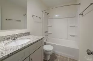 2303 Michigan Ave, Pensacola, FL 32526 - Photo 14
