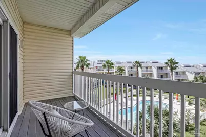 1440 Paradise Point Dr #34, Navarre Beach, FL 32566 - Photo 2
