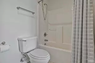 1440 Paradise Point Dr, Navarre Beach, FL 32566 - Photo 22