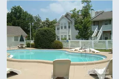 601 E Burgess Rd #J6, Pensacola, FL 32504 - Photo 2