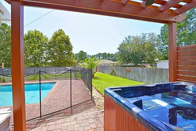 7445 Brevard St, Navarre, FL 32566 - Photo 8