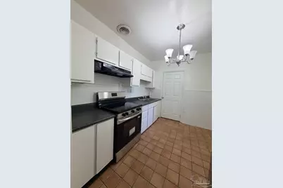 13 Lincoln Rd, Pensacola, FL 32507 - Photo 8