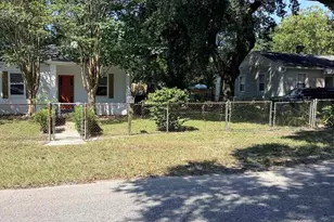 13 Lincoln Rd, Pensacola, FL 32507 - Photo 16