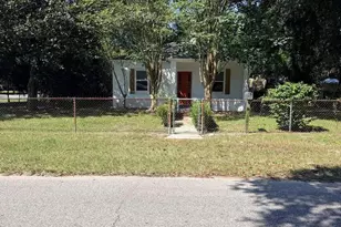 13 Lincoln Rd, Pensacola, FL 32507 - Photo 2