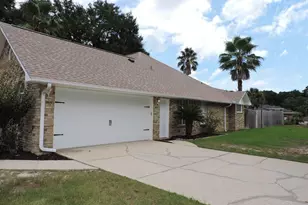 6340 Summer Lakes Ln, Pensacola, FL 32504 - Photo 2