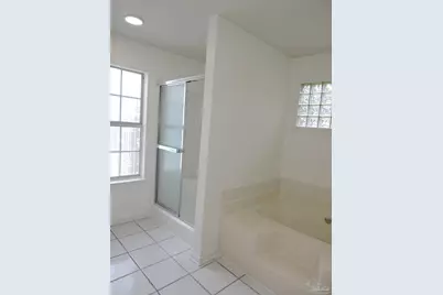 6340 Summer Lakes Ln, Pensacola, FL 32504 - Photo 22