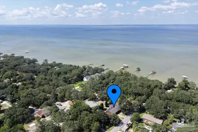 1695 Beechwood Dr, Gulf Breeze, FL 32563 - Photo 2