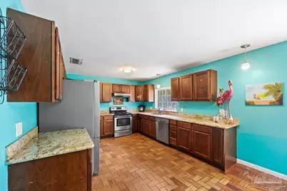 1695 Beechwood Dr, Gulf Breeze, FL 32563 - Photo 6