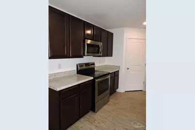 5780 Blackhorse Cir, Pensacola, FL 32526 - Photo 2