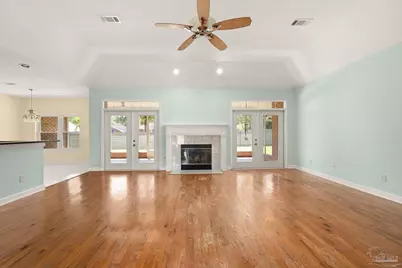 1017 Bushwood Dr, Cantonment, FL 32533 - Photo 8
