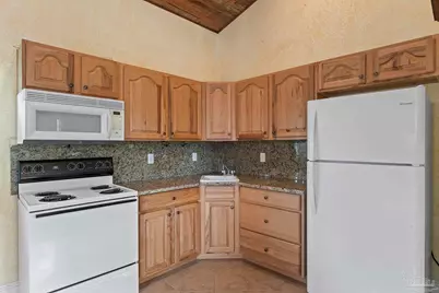 427 Vancouver St, Pensacola, FL 32507 - Photo 50