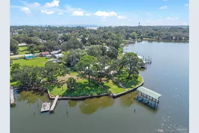 427 Vancouver St, Pensacola, FL 32507 - Photo 70