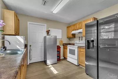 8838 Mary Fleming Dr, Pensacola, FL 32507 - Photo 6