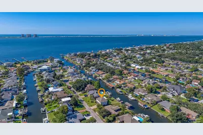 1153 Sunset Ln, Gulf Breeze, FL 32563 - Photo 54