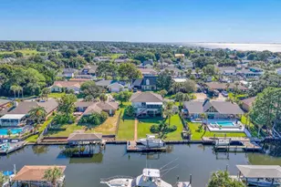 1153 Sunset Ln, Gulf Breeze, FL 32563 - Photo 50