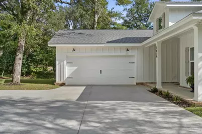 10830 Straw Bridge Rd, Jay, FL 32565 - Photo 2