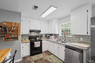 833 Graham Rd, Cantonment, FL 32533 - Photo 18