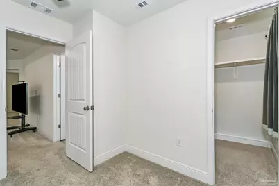 701 Boxwood Dr, Pensacola, FL 32503 - Photo 14
