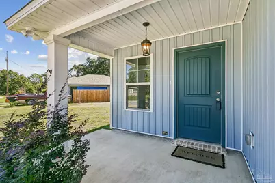701 Boxwood Dr, Pensacola, FL 32503 - Photo 2