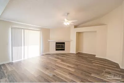 643 Downhaul Dr, Pensacola, FL 32507 - Photo 4