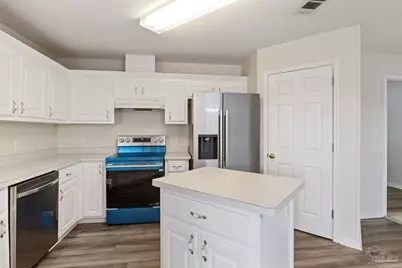 643 Downhaul Dr, Pensacola, FL 32507 - Photo 12