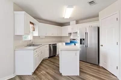 643 Downhaul Dr, Pensacola, FL 32507 - Photo 10
