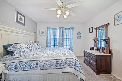 9447 Parker Pl Dr, Navarre, FL 32566 - Photo 14