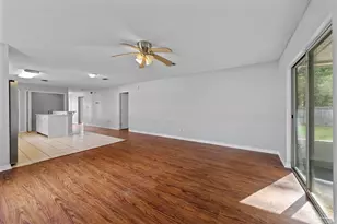 1089 Antigua Cir, Pensacola, FL 32506 - Photo 6