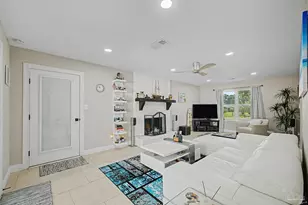 5715 Hilltop Dr, Pensacola, FL 32504 - Photo 16