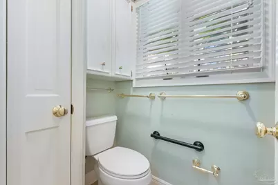 801 Bay Cliffs Rd, Gulf Breeze, FL 32561 - Photo 32