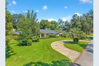 801 Bay Cliffs Rd, Gulf Breeze, FL 32561 - Photo 48